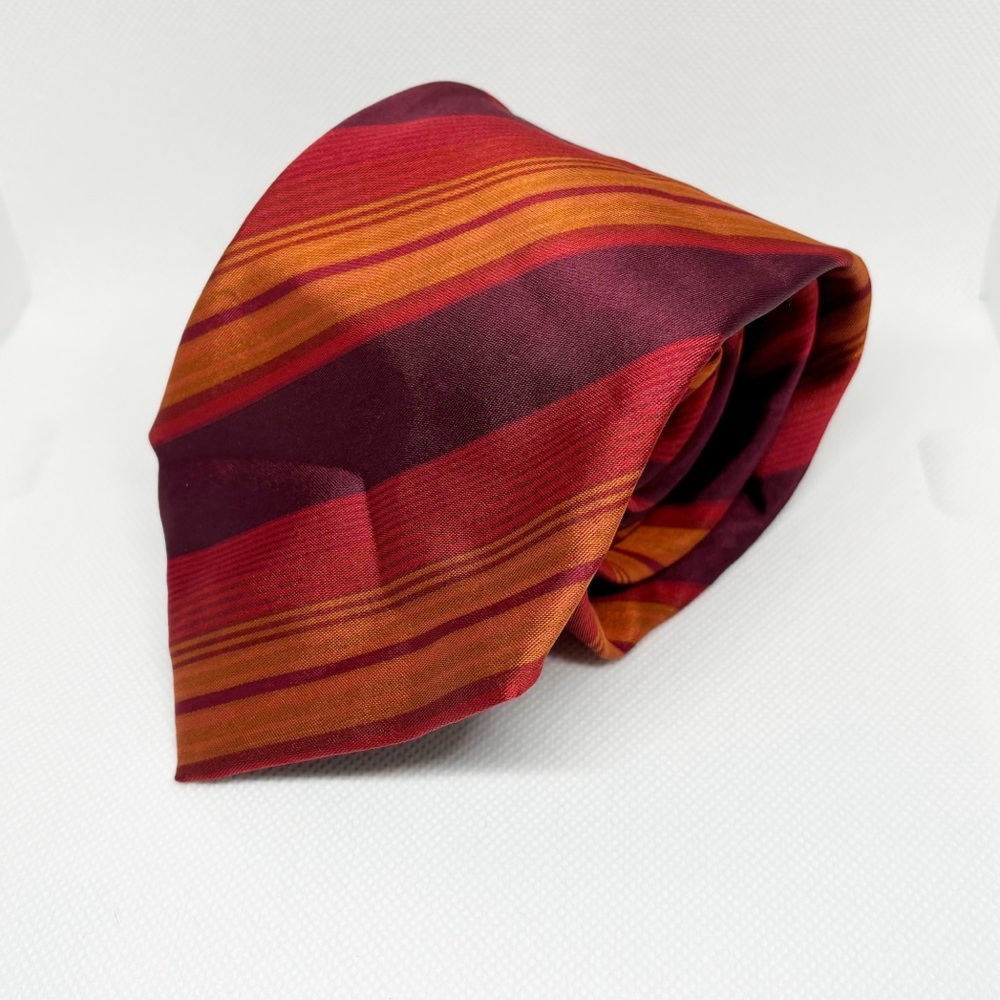 Banana Republic Italian‎ silk striped tie
